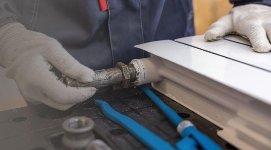 Professional emergency plumbing services in Holabird, SD